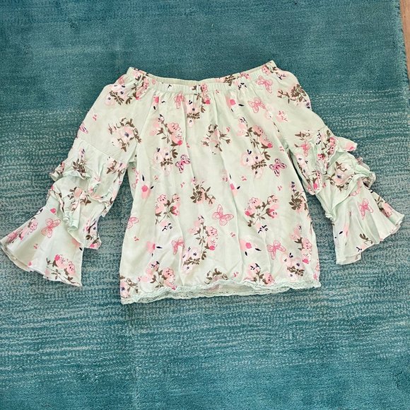 Epic Thread Floral Top - Picture 1 of 1